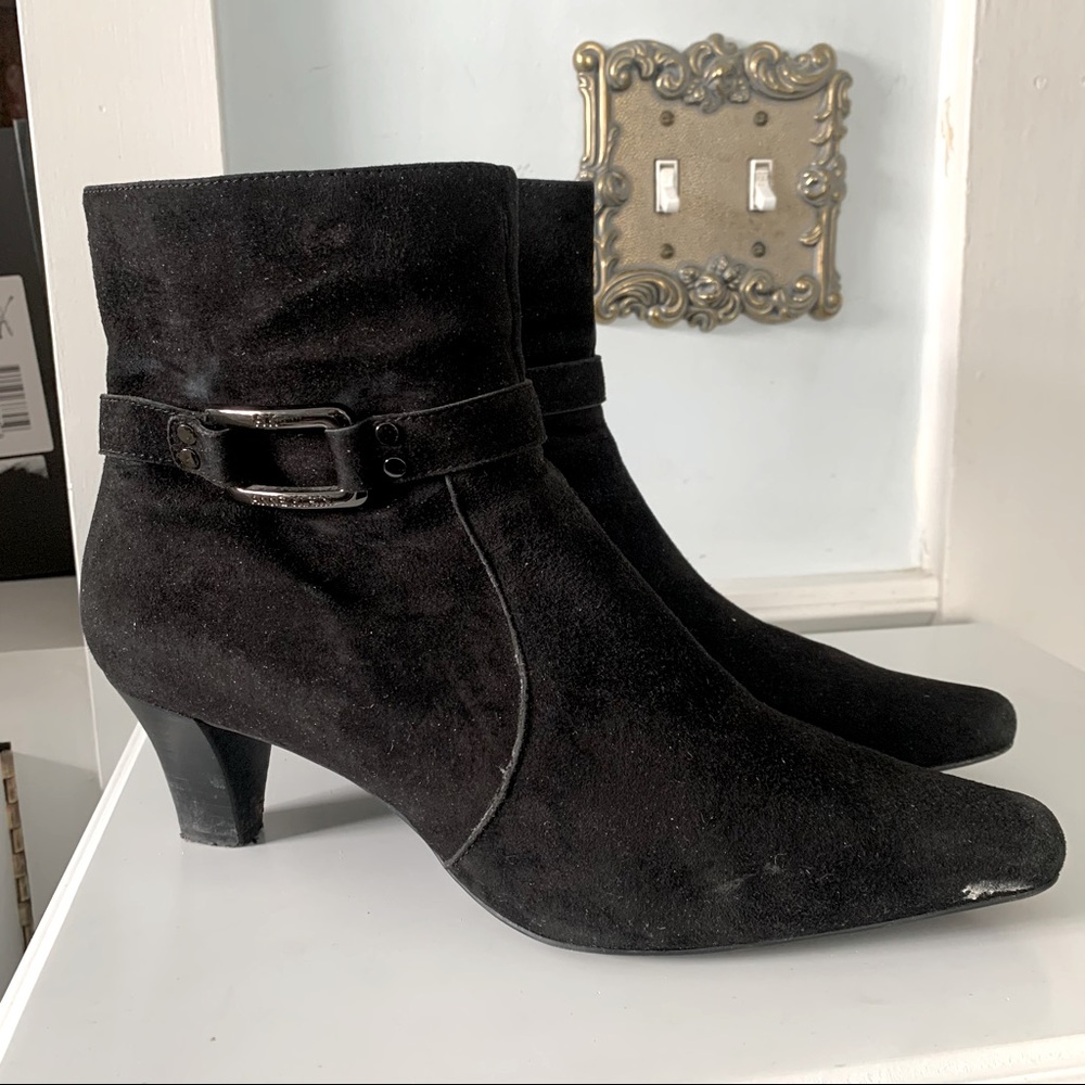 Anne Klein Faux Black Suede Ankle Bootie | Size 10 | Visible Signs of Wear